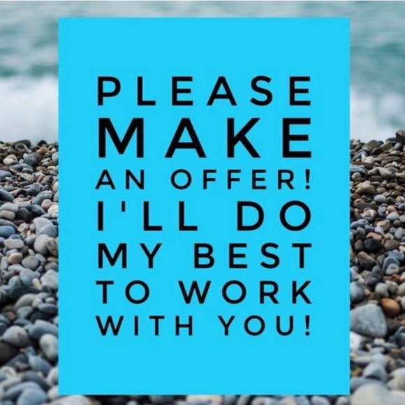 Make me an offer on your favorite items! 😊 - Picture 7 of 16